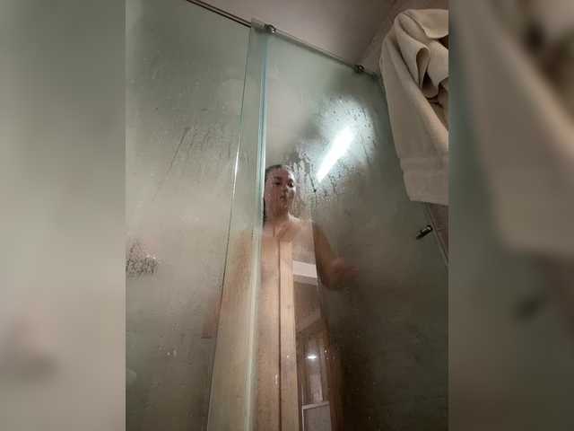 karlacortes1's BongaCams show and profile