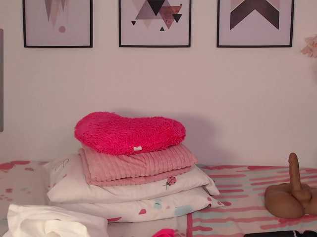 karlacortes1's BongaCams show and profile