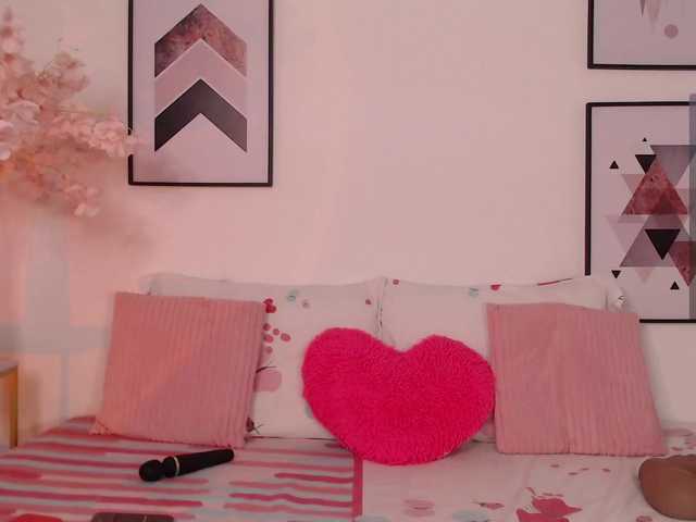 karlacortes1's BongaCams show and profile