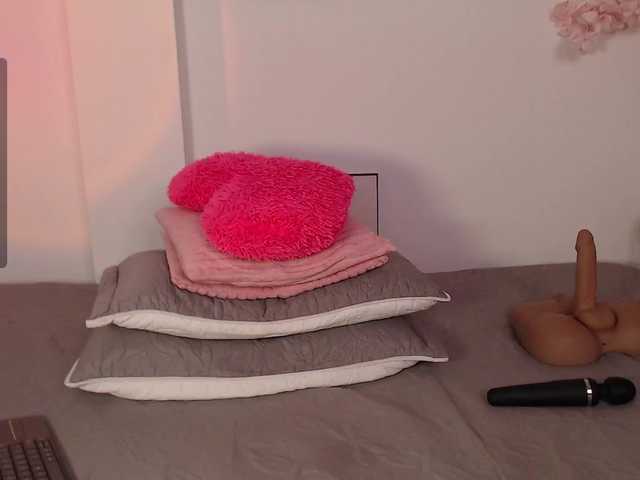 karlacortes1's BongaCams show and profile