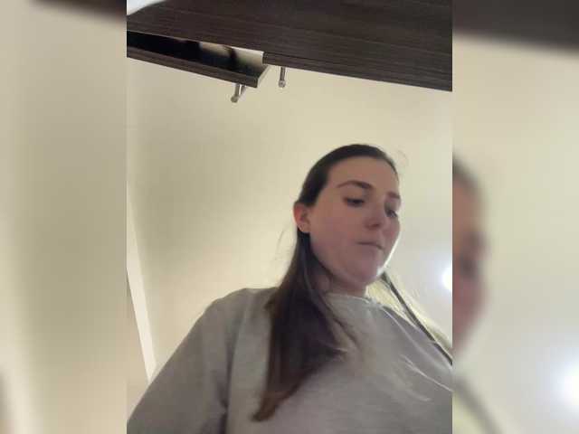 karlacortes, une amatrice française avec qui discuter et avoir du sexe