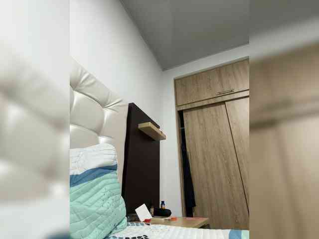 karlacortes1 Live Webcam on BongaCams