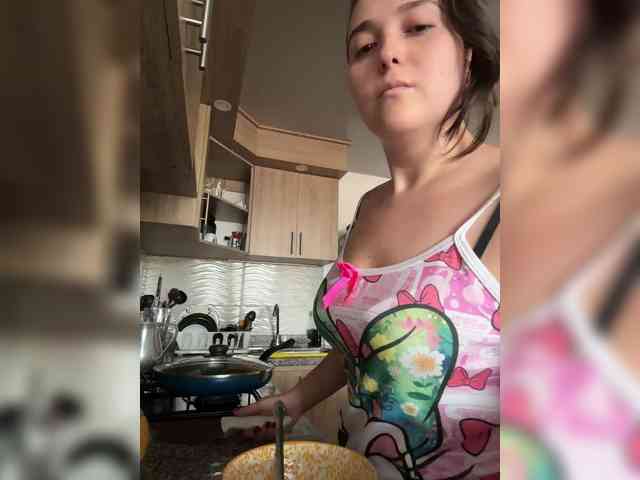 karlacortes1 Live Webcam on BongaCams