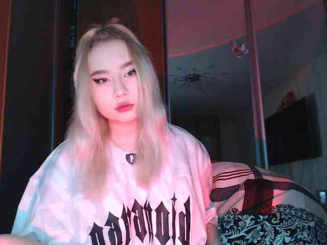 LilCharliey webcam