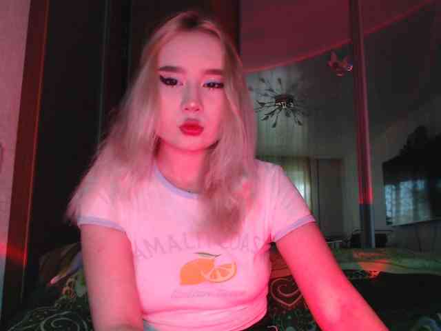 LilCharliey webcam
