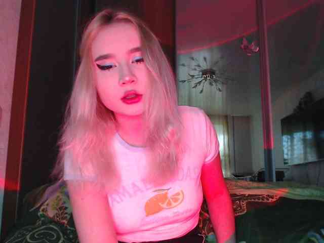 LilCharliey webcam
