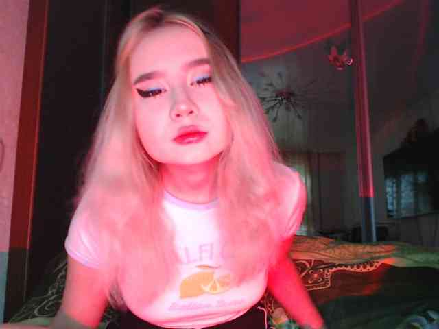 LilCharliey webcam
