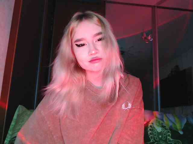 LilCharliey webcam
