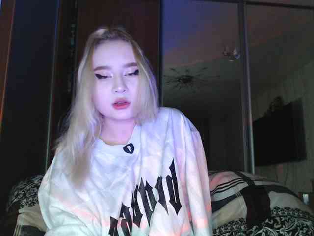 LilCharliey webcam