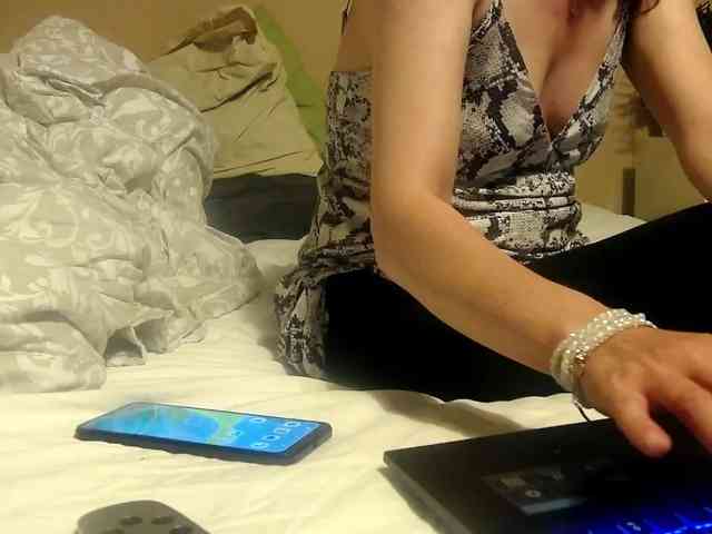 SmileDance webcam