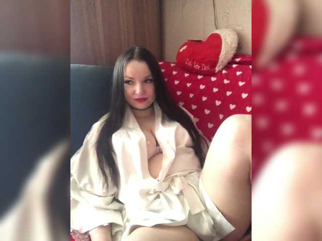 molly-5's BongaCams show and profile