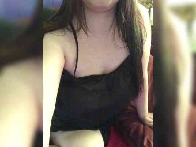 MollyGame webcam