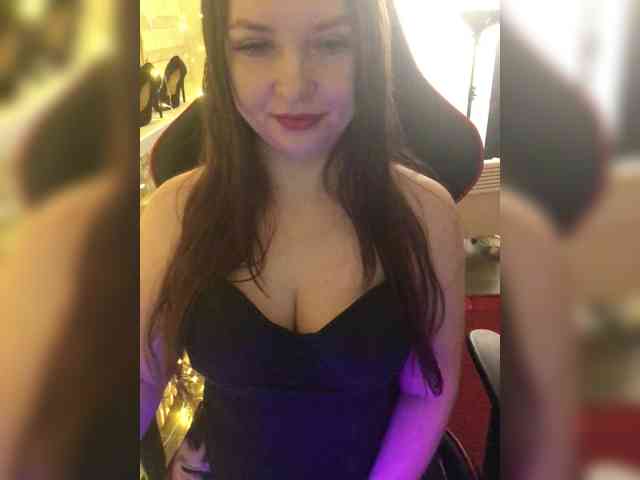 MollyGame webcam