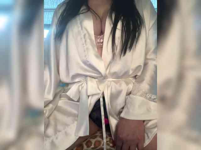 MollyGame webcam