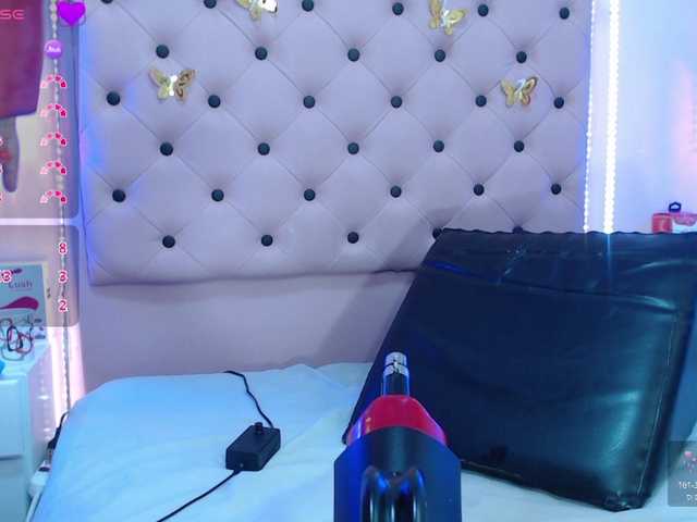 EmmaPink3's BongaCams show and profile