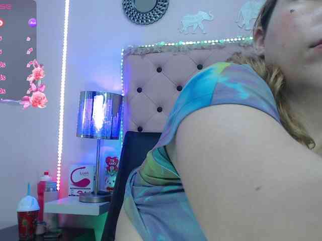 EmmaPink3 webcam