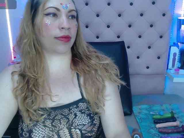 EmmaPink3 webcam