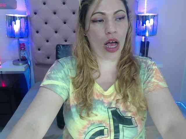 EmmaPink3 webcam