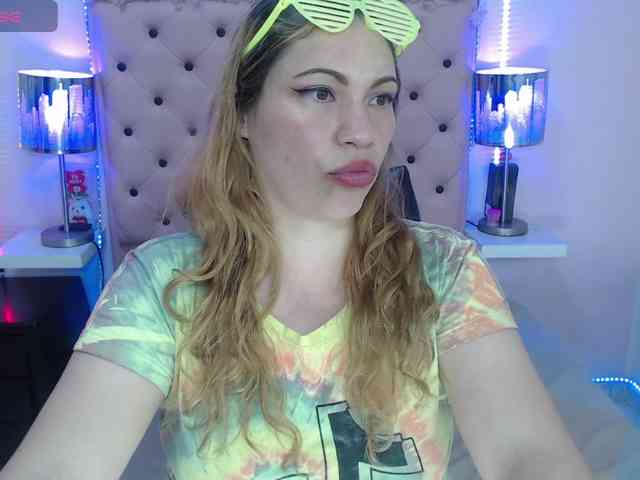 EmmaPink3 webcam