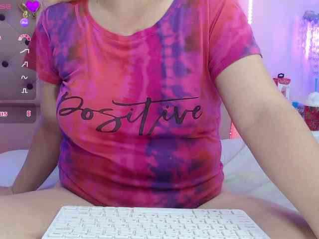EmmaPink3 webcam