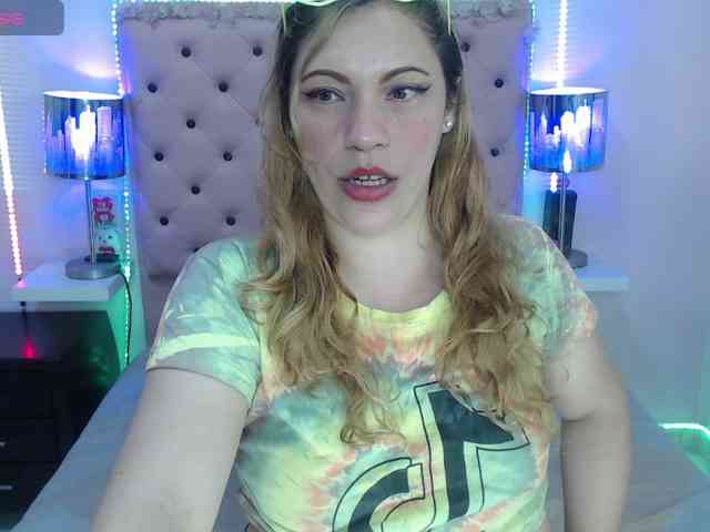 EmmaPink3 webcam