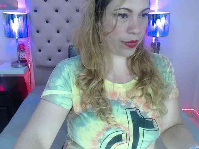 EmmaPink3 webcam