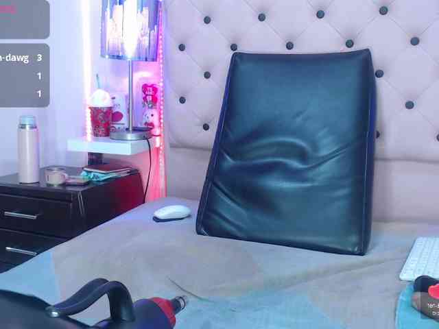 EmmaPink3 webcam