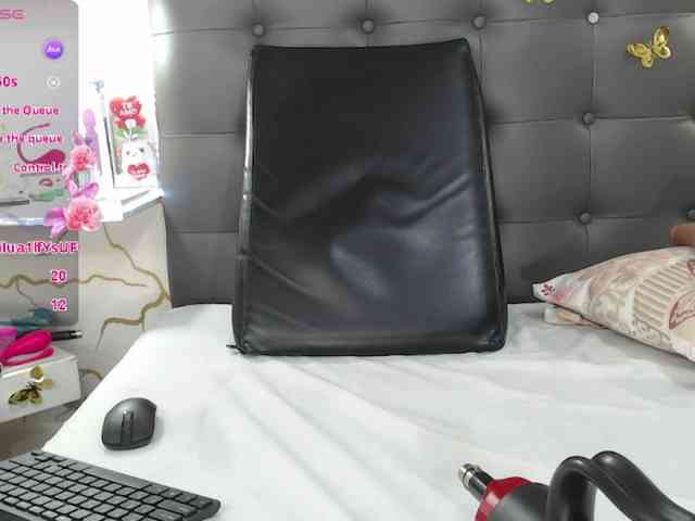 EmmaPink3 webcam