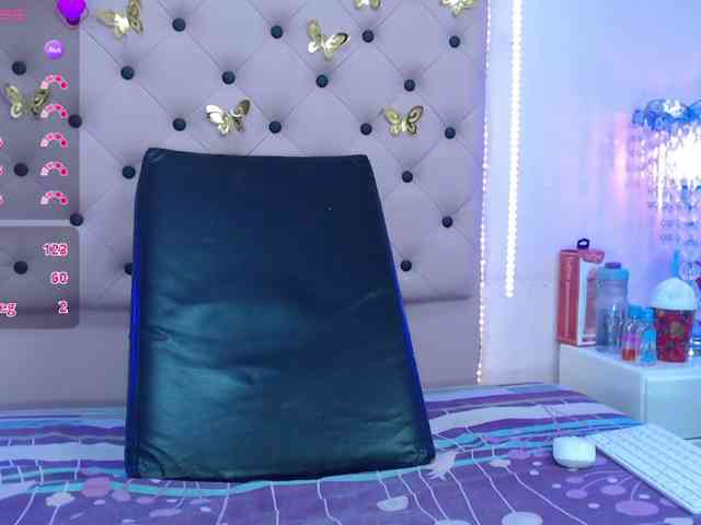 EmmaPink3 webcam