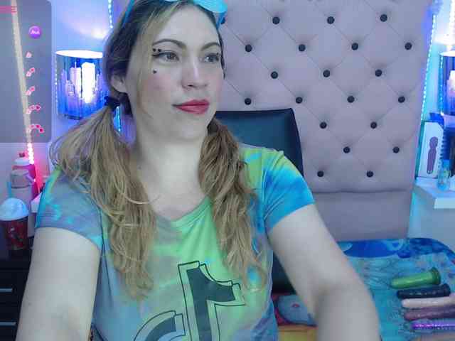 EmmaPink3 webcam