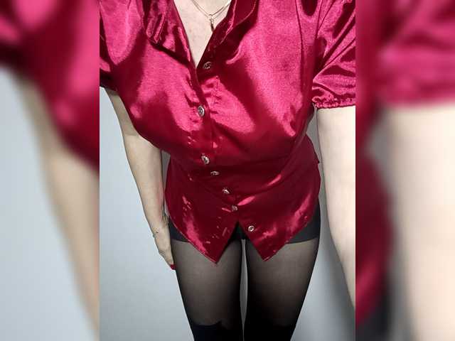 NERII11 — Hello, I'm Christina! Welcome to my room Lovense from 2tkn, DARLING:1525447788CONTROL LOVENSE: 200 - 5minSQUIRT: @remain - left until the show starts!