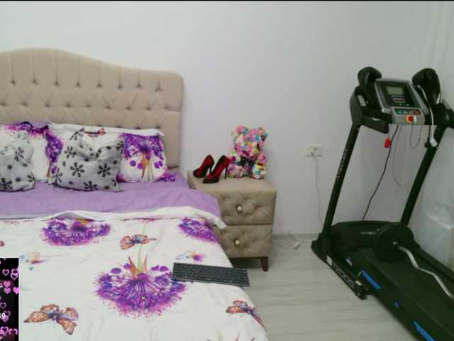 Annyfit4you's BongaCams show and profile