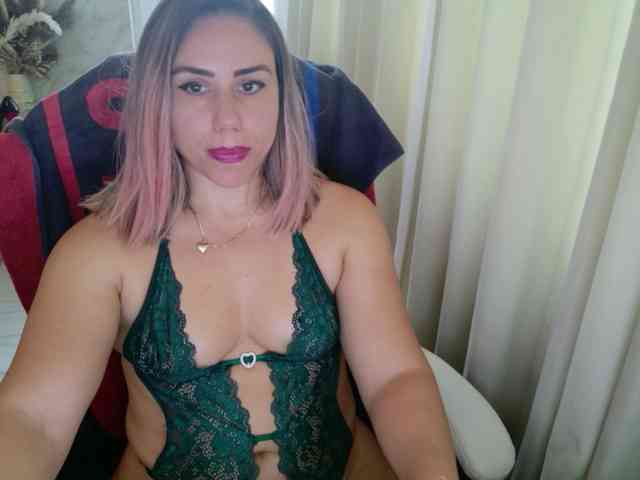 Annyfit4you bongacams