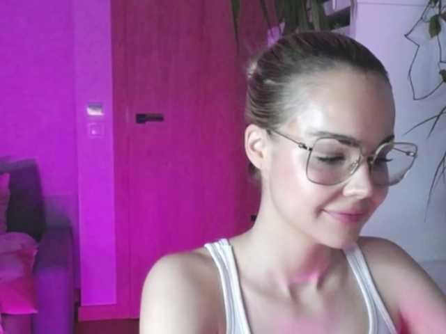 lexieSpicy's BongaCams show and profile