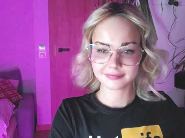 lexieSpicy from BongaCams