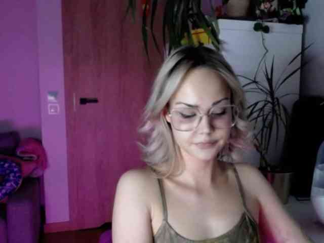 lexieSpicy webcam