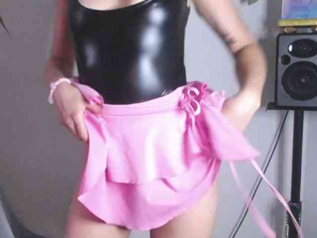 lexieSpicy webcam