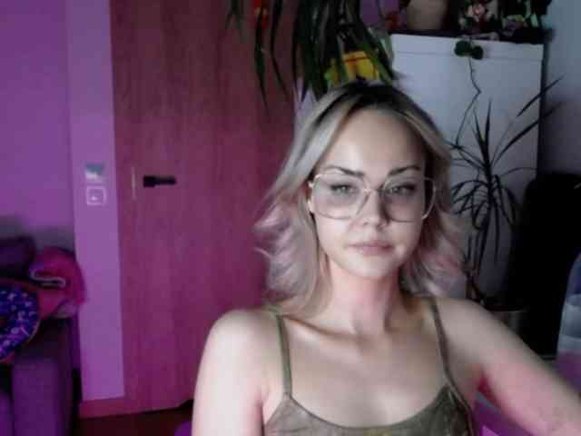 lexieSpicy webcam