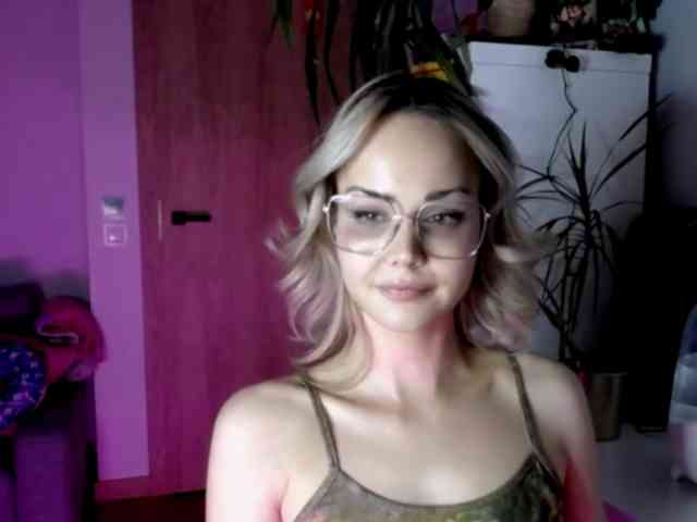 lexieSpicy webcam