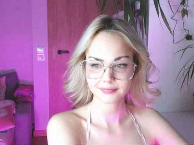 lexieSpicy webcam
