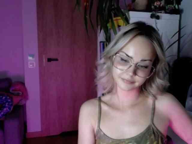 lexieSpicy webcam