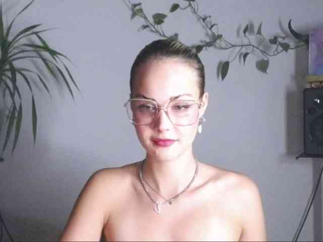 lexieSpicy webcam