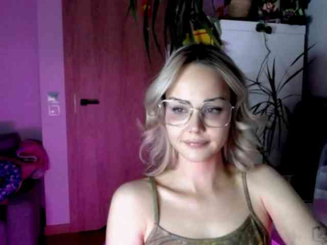 lexieSpicy webcam