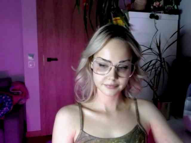 lexieSpicy webcam
