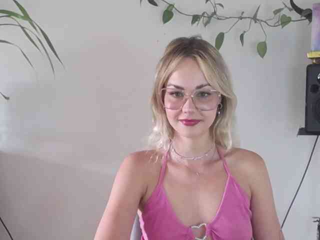 lexieSpicy webcam