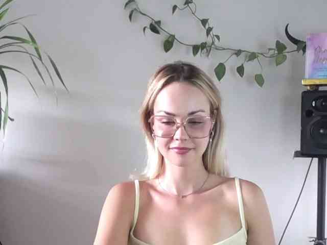 lexieSpicy webcam
