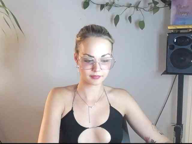 lexieSpicy webcam