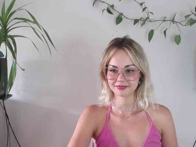 lexieSpicy webcam