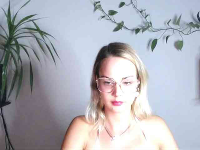 lexieSpicy webcam