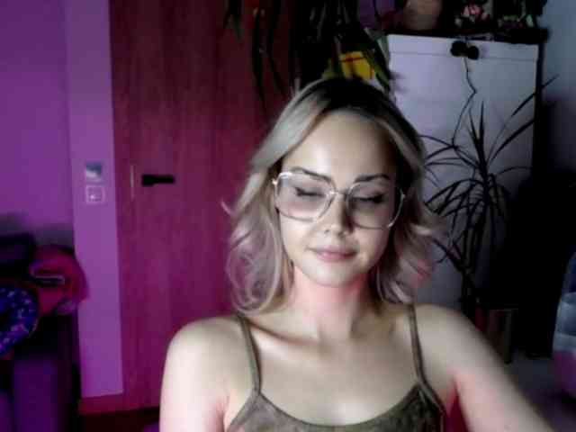 lexieSpicy webcam